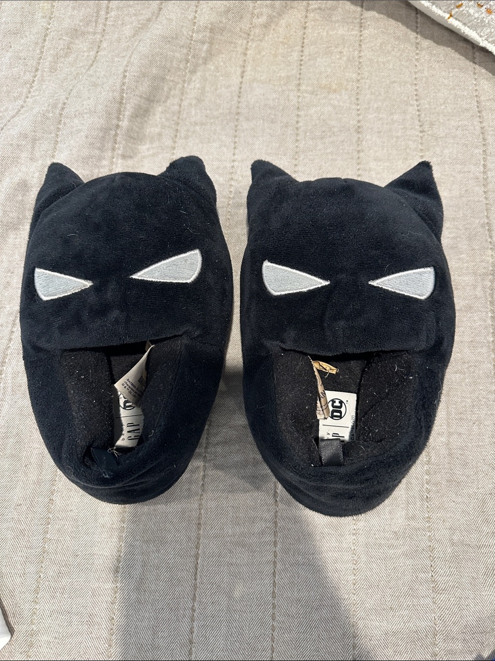Kids Gap Batman Character Slippers - Cozy Indoor Shoes